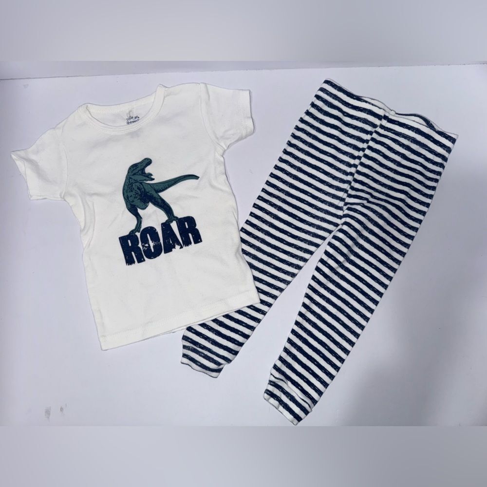 Cutie pie dreamers size 18 months blue white Dinosaur Roar Pajama Set
